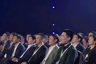 亚洲杯官推海报预热中国队VS塔吉克斯坦：武磊、张琳芃出镜
